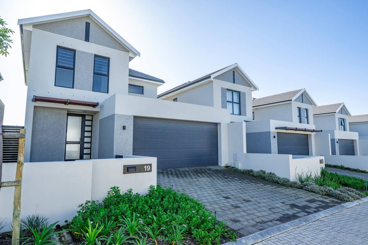 Wheatfields Estate in Uitzicht new property development for sale in Uitzicht, Durbanville