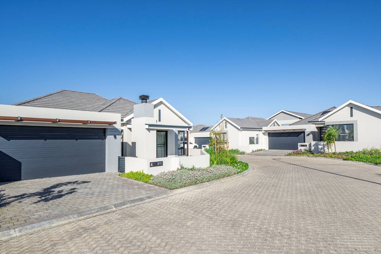 Wheatfields Estate in Uitzicht new property development for sale in